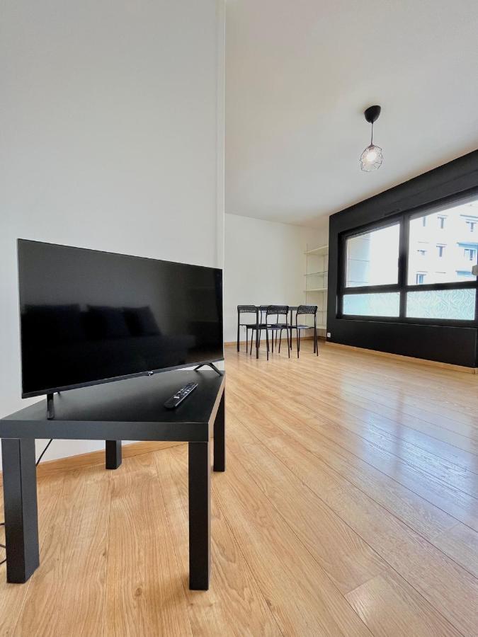 Ponsardin- Avec Balcon Et Parking Appartement *