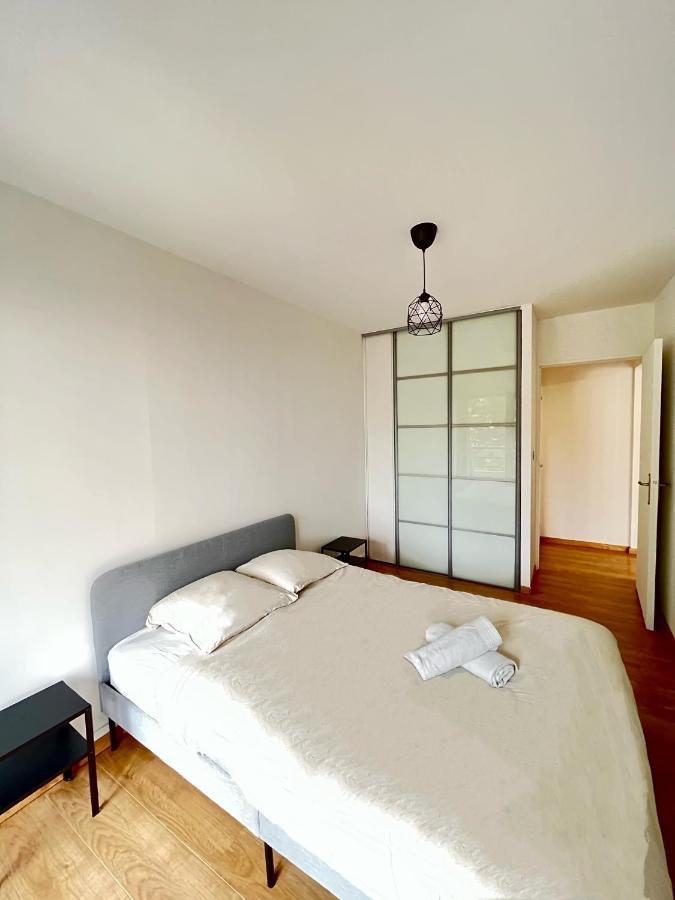 Appartement Ponsardin- Avec Balcon Et Parking *